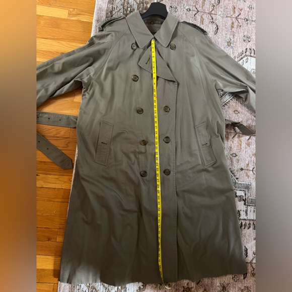 Vintage Burberry Double Breasted Trench Coat - Picture 11 of 12